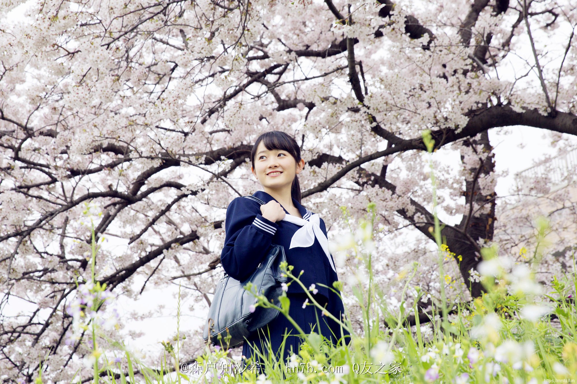 亚洲美女写真森户知沙希熟妇大尺度人体艺术