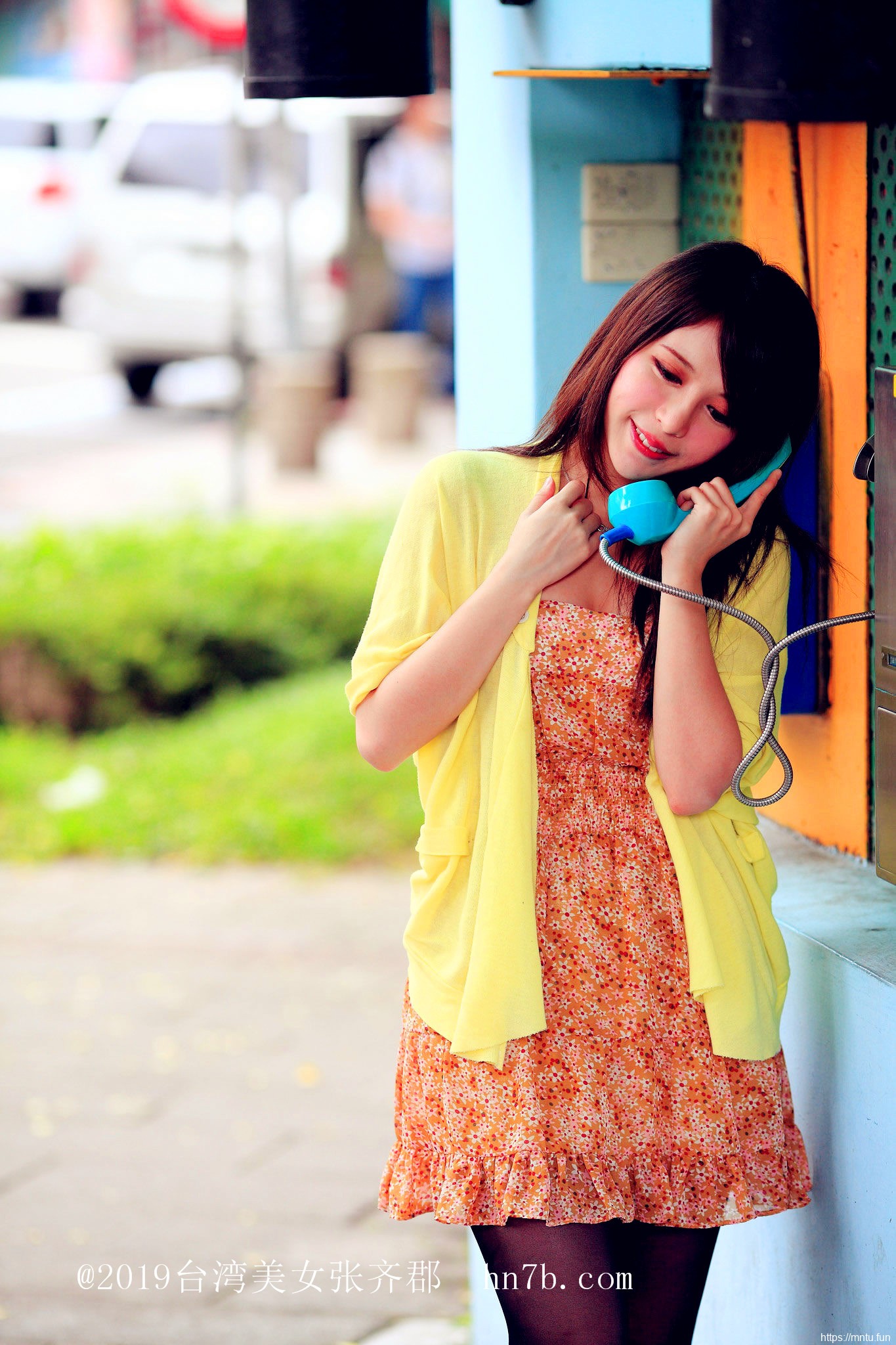 制服诱惑美女张齐郡丝袜美腿摄影