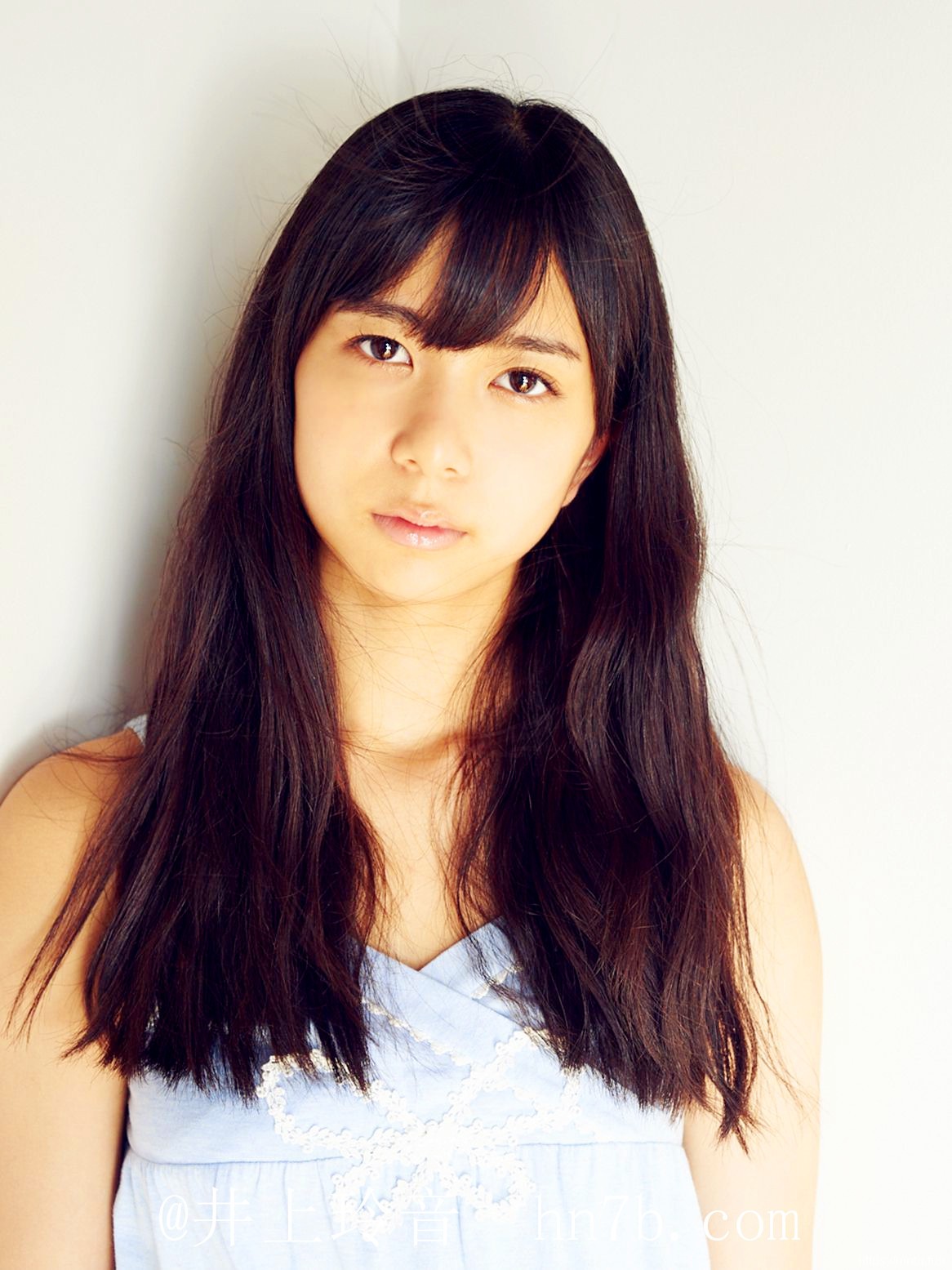 清纯日本小妹井上玲音野外大秀写真摄影