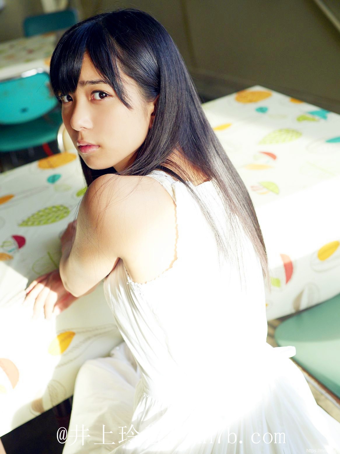 清纯日本小妹井上玲音野外大秀写真摄影