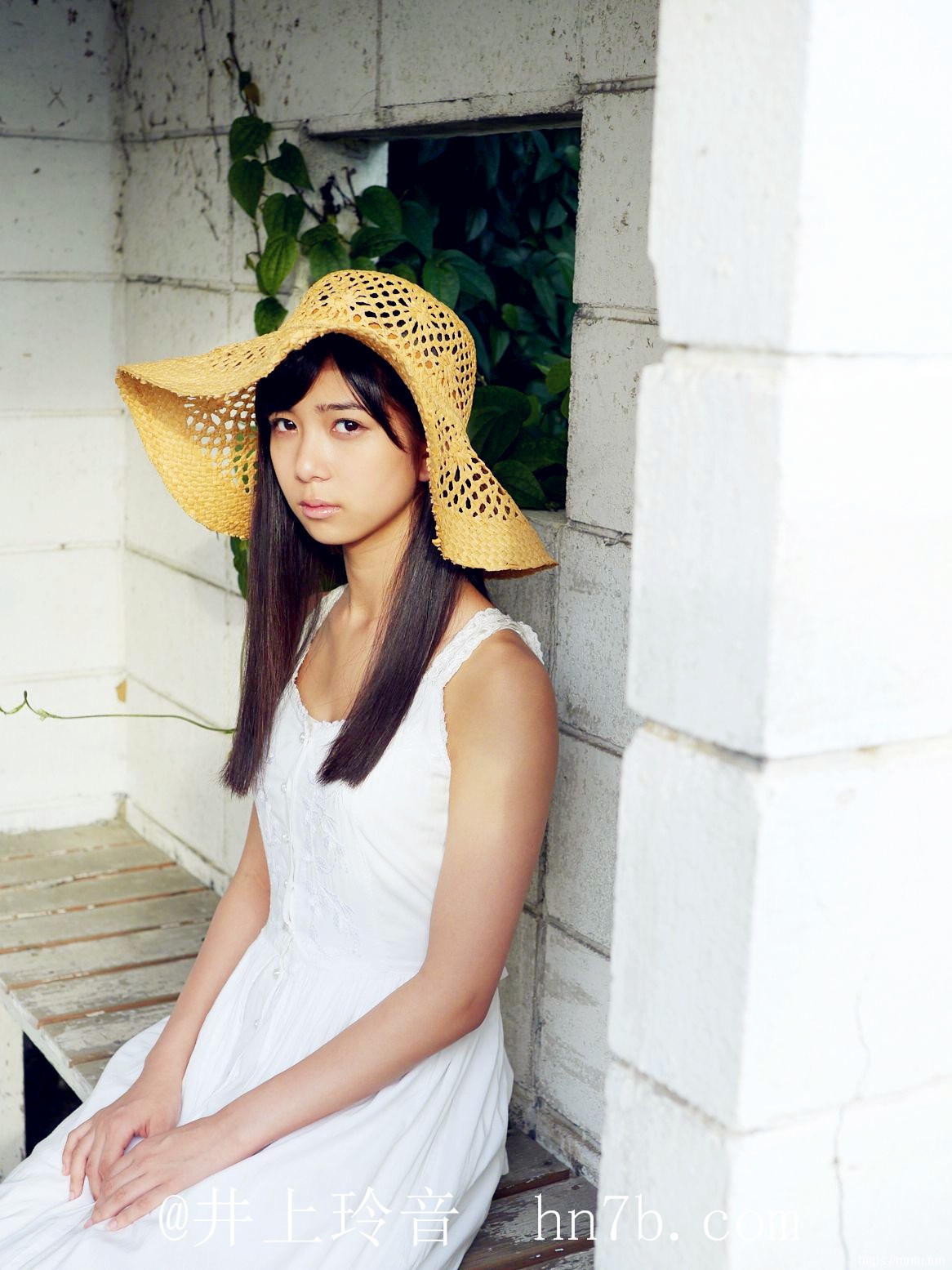 清纯日本小妹井上玲音野外大秀写真摄影