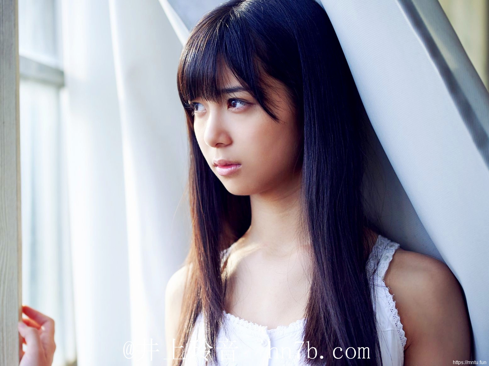 清纯日本小妹井上玲音野外大秀写真摄影