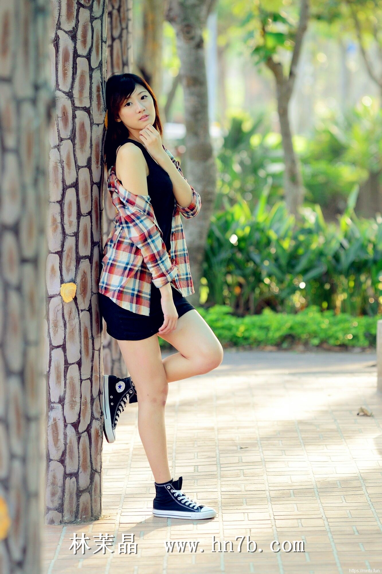 台湾美女图片林茉晶人体艺术摄影