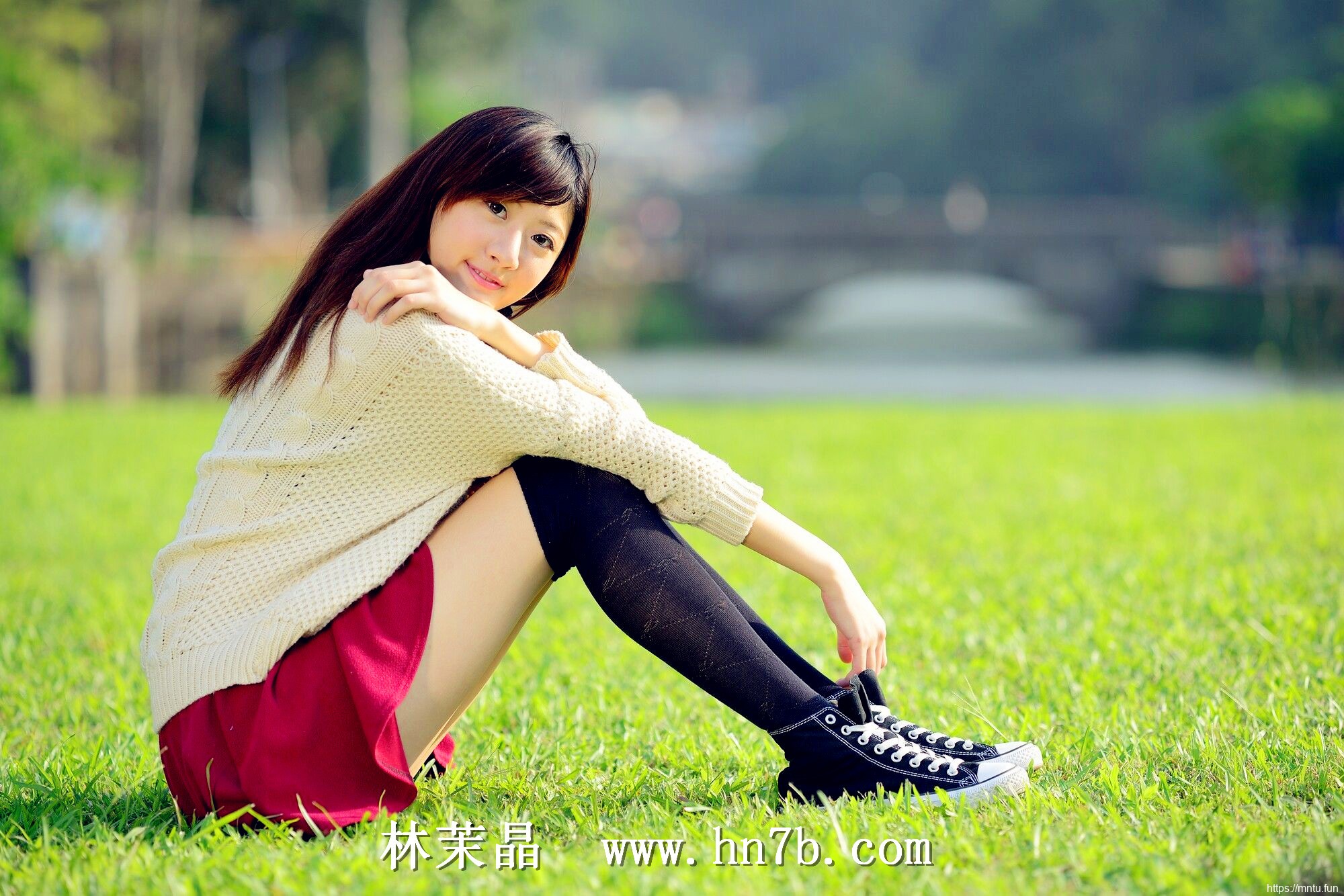 台湾美女图片林茉晶人体艺术摄影