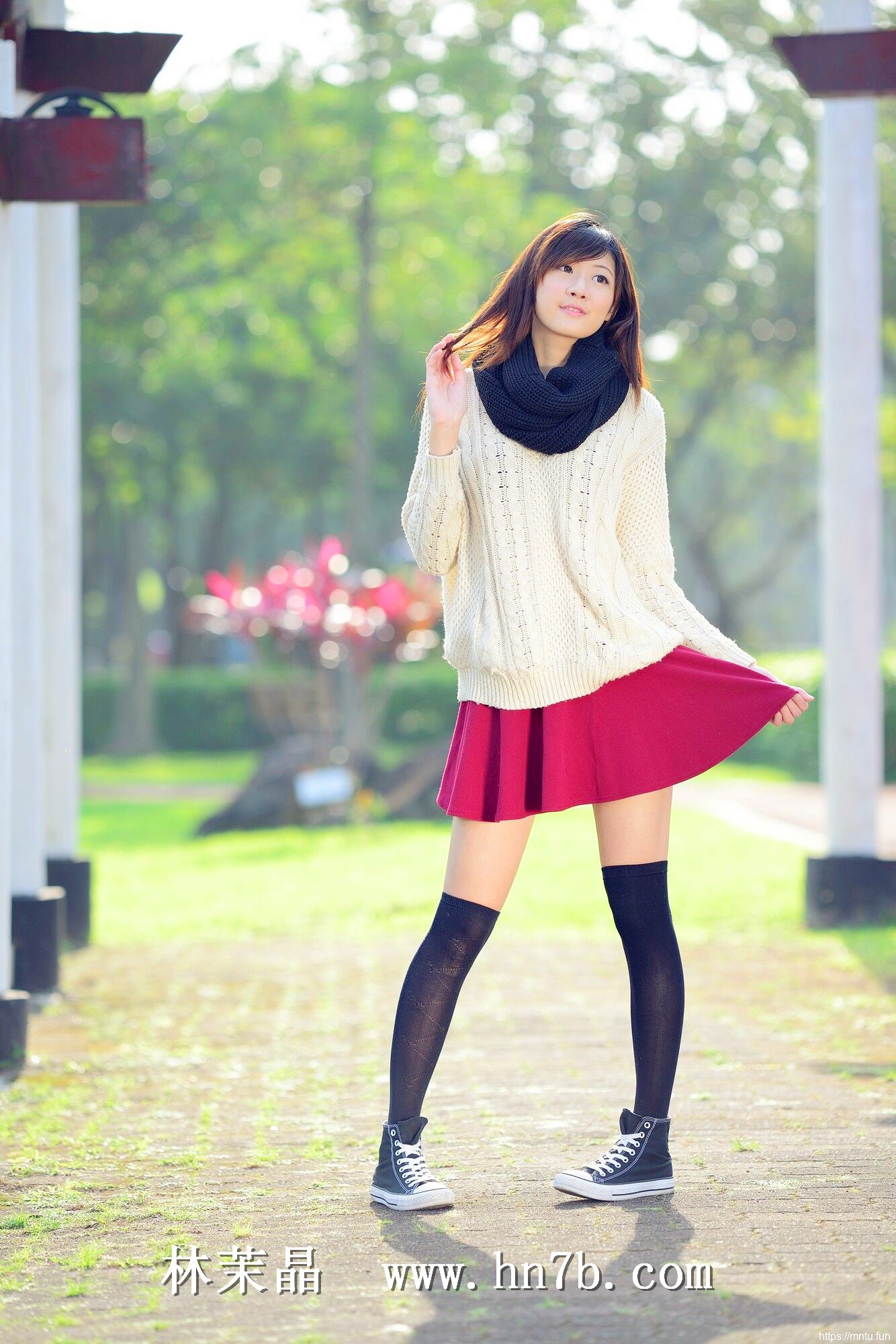 台湾美女图片林茉晶人体艺术摄影