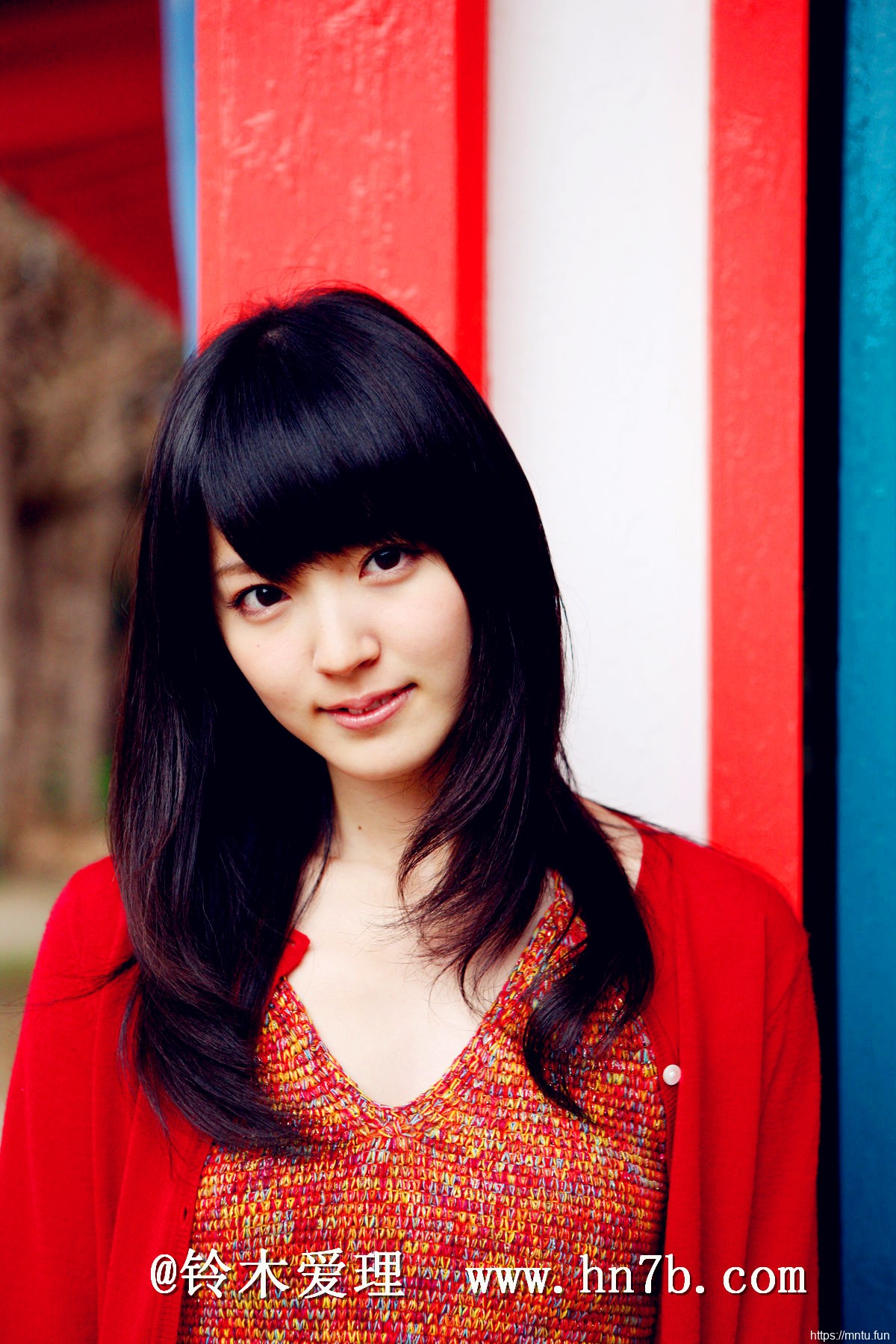 清新极品女神气质养眼美女铃木爱理户外摄影