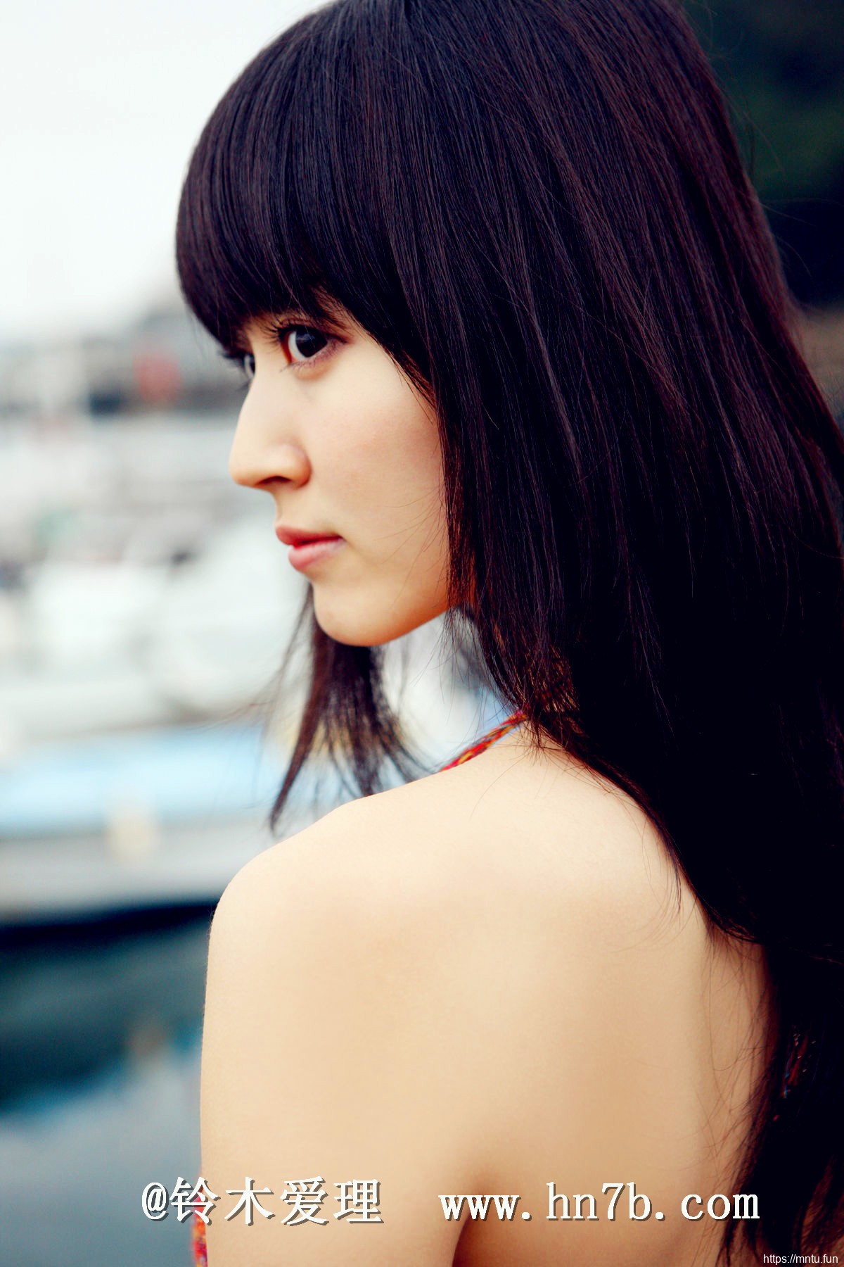 清新极品女神气质养眼美女铃木爱理户外摄影