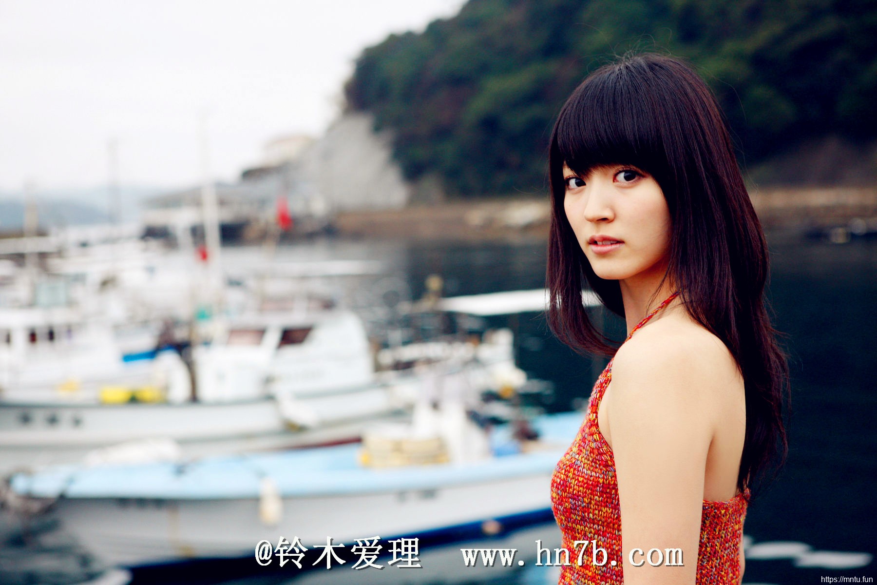 清新极品女神气质养眼美女铃木爱理户外摄影