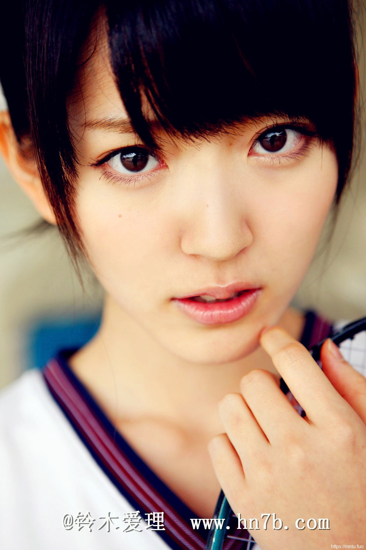 清新极品女神气质养眼美女铃木爱理户外摄影