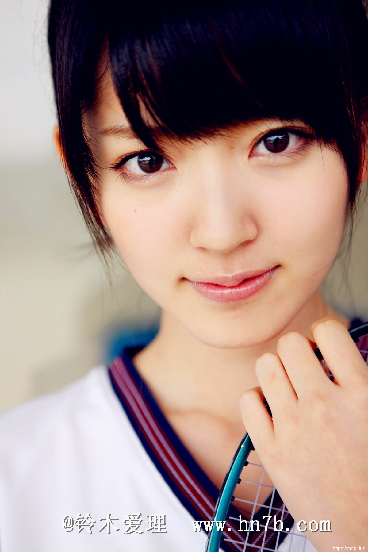 清新极品女神气质养眼美女铃木爱理户外摄影