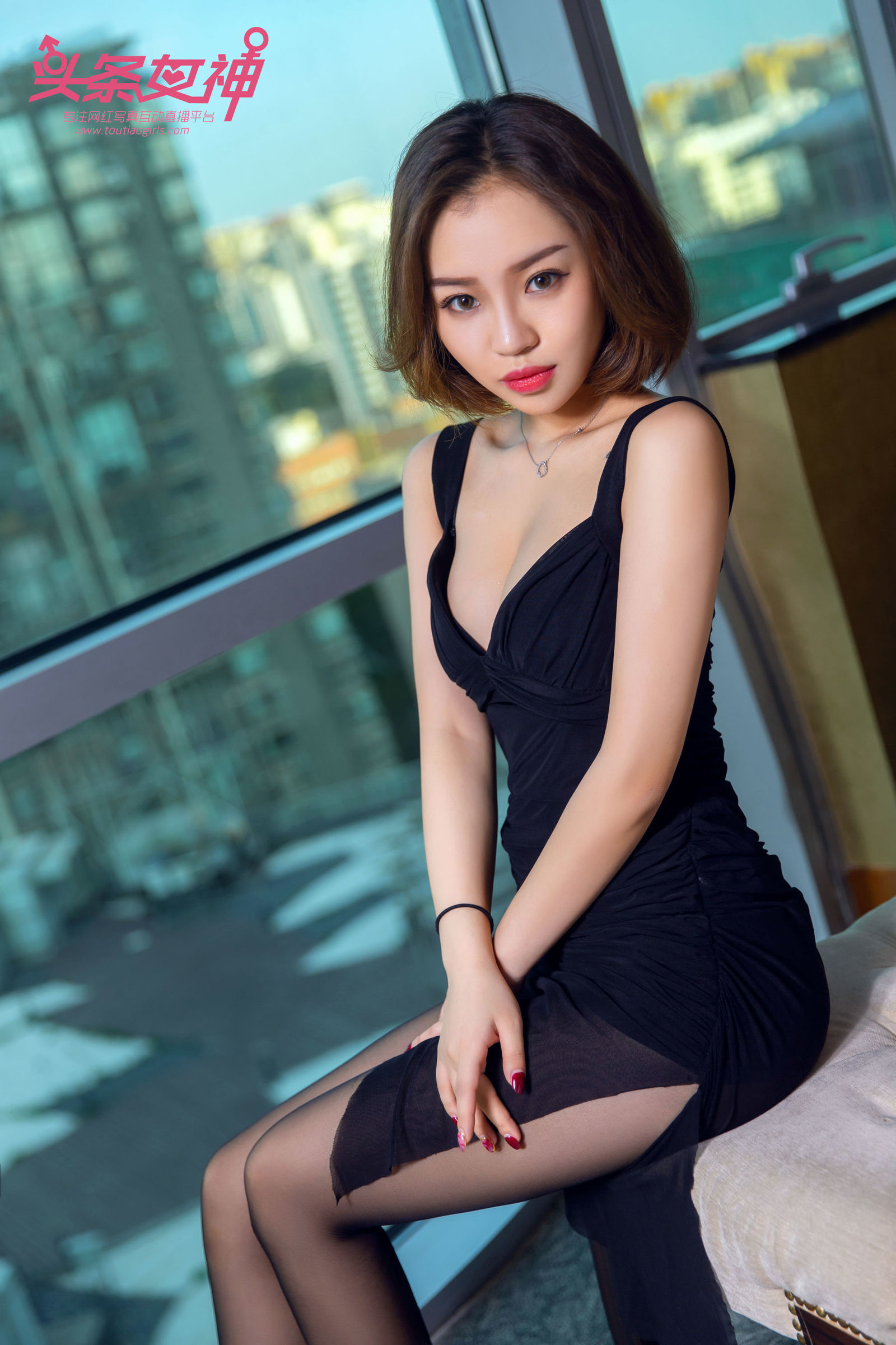 [TouTiao头条女神] 杜菲菲 &#8211; 欲望都市 [25P]