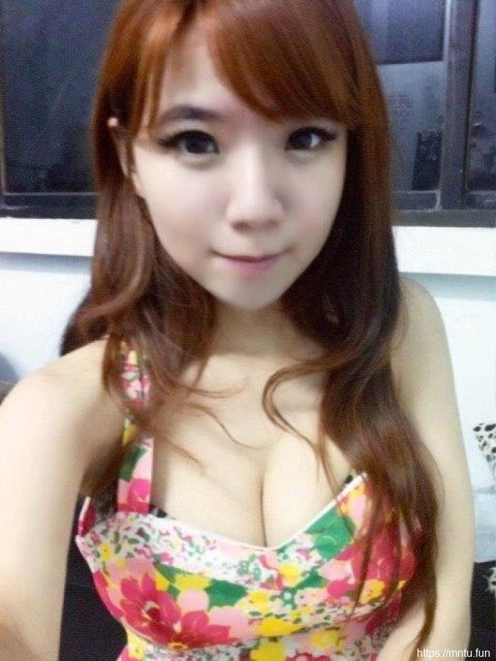 极品妹子图摄影艺术330期：放飞自己的心情