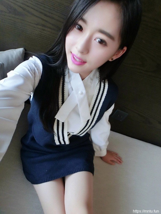 极品妹子图摄影艺术330期：放飞自己的心情