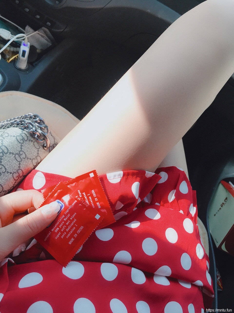 清纯靓丽的MM2019年12月17日摄影写真