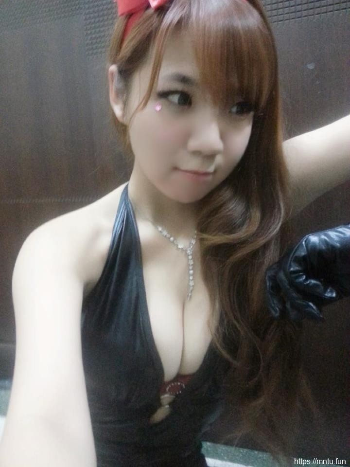 清纯靓丽的MM2019年12月17日摄影写真