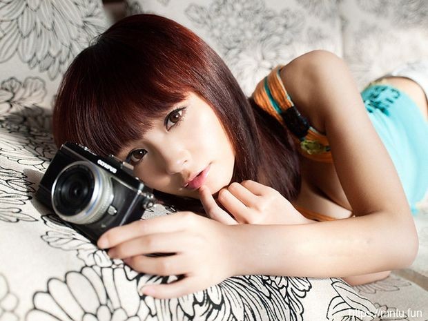 丽人MM动容面貌个性女神笑容如此甜美