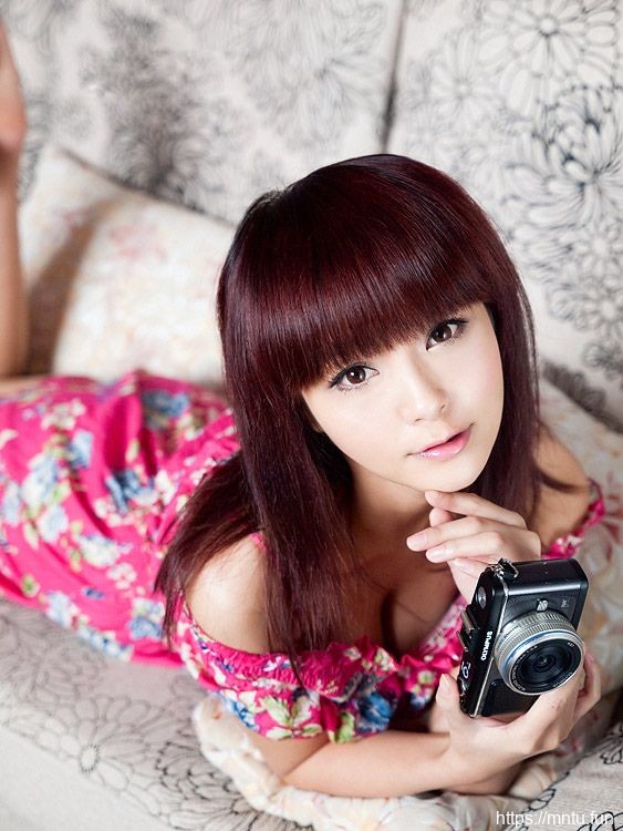 丽人MM动容面貌个性女神笑容如此甜美