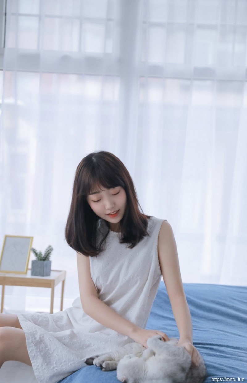 小姐姐肤白貌美小清新美女写真