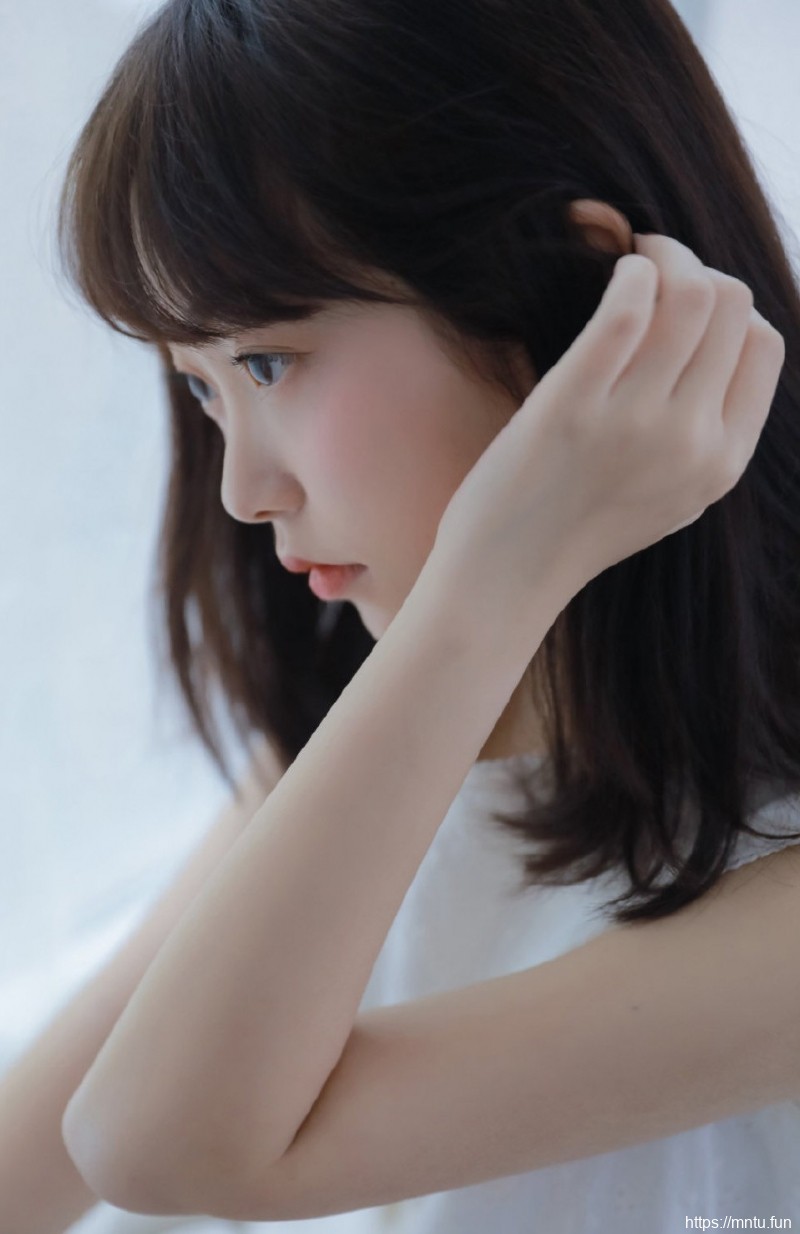 小姐姐肤白貌美小清新美女写真