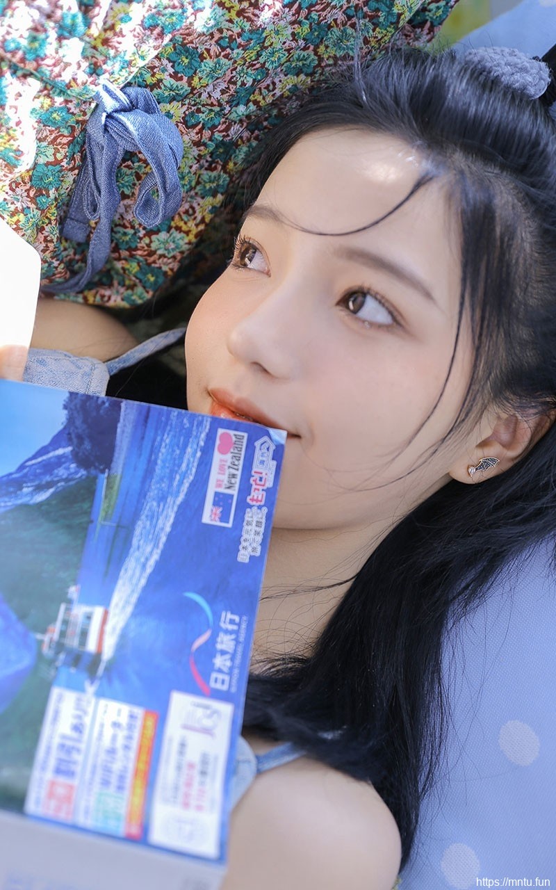 美女照片宅男女神肌肤莹白若雪气质出尘妹子图