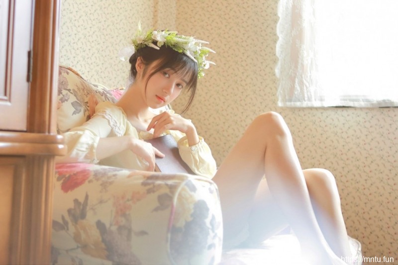 尤果网温婉小女人性格温柔无害撩人妹子图