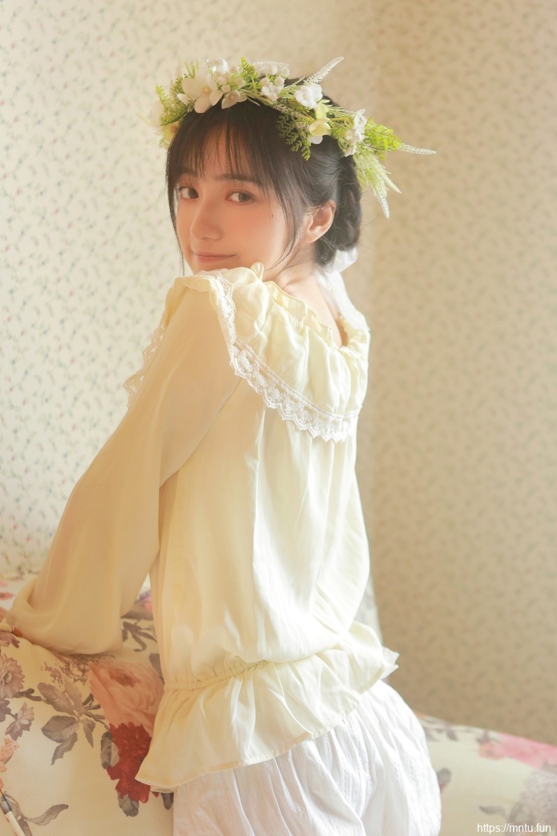 尤果网温婉小女人性格温柔无害撩人妹子图