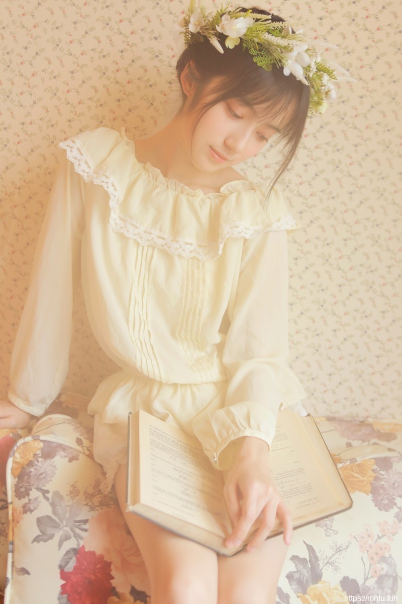 尤果网温婉小女人性格温柔无害撩人妹子图