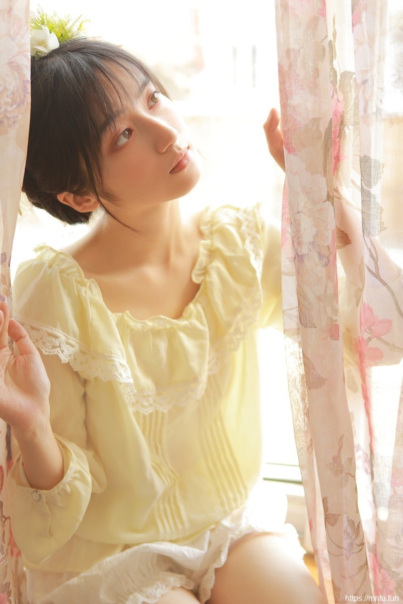 尤果网温婉小女人性格温柔无害撩人妹子图