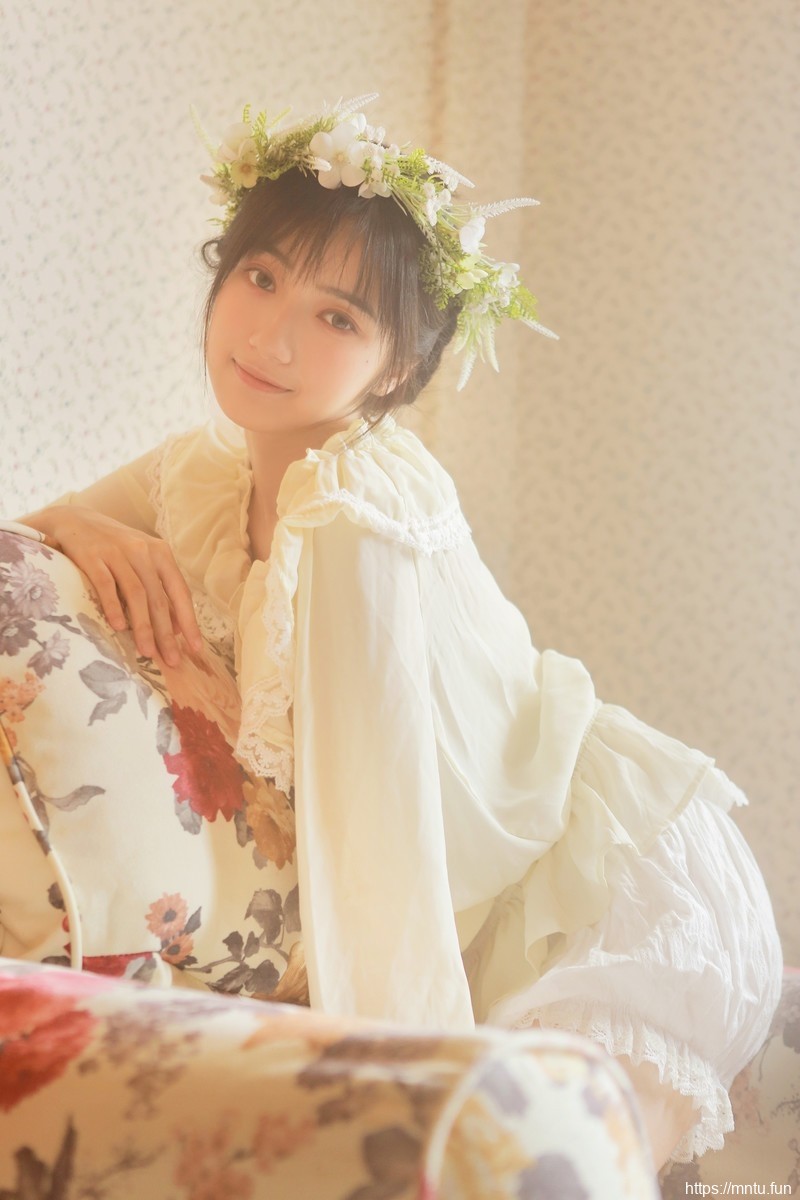 尤果网温婉小女人性格温柔无害撩人妹子图