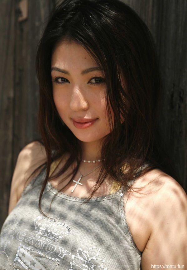 性感泳装女生女神极品诱惑私房照