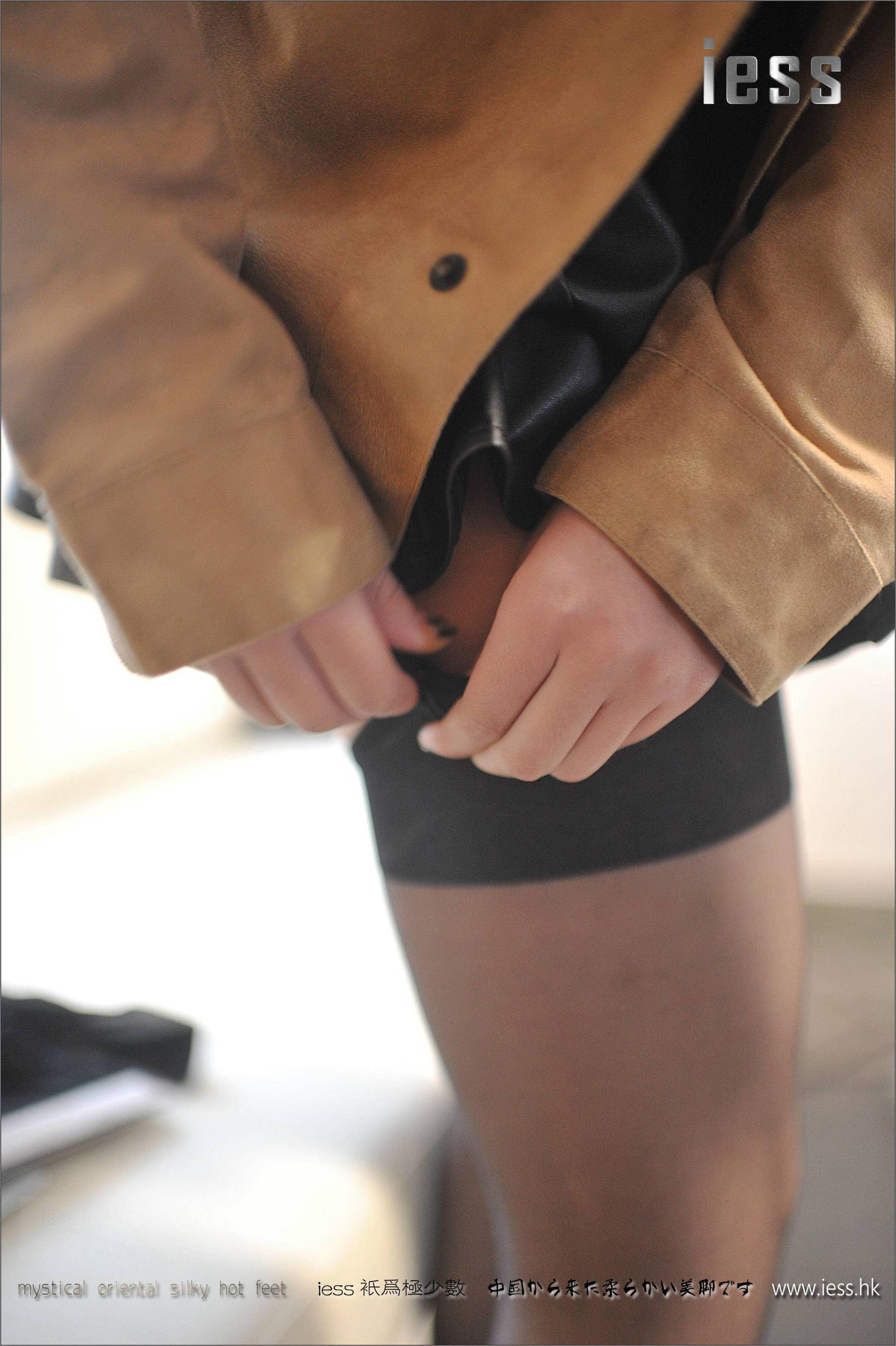 丝享家002 柚子 《复古纯尼龙丝袜》[IESS异思趣向] 写真集