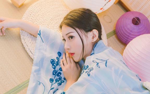 气质清新脱俗的和服妹子完美侧颜养眼美女写真