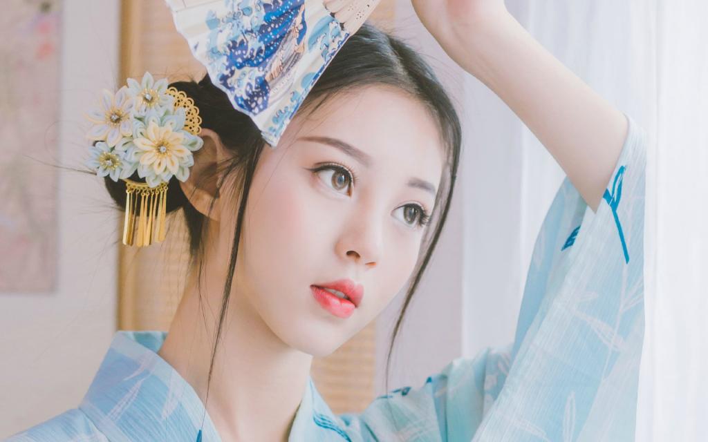 气质清新脱俗的和服妹子完美侧颜养眼美女写真