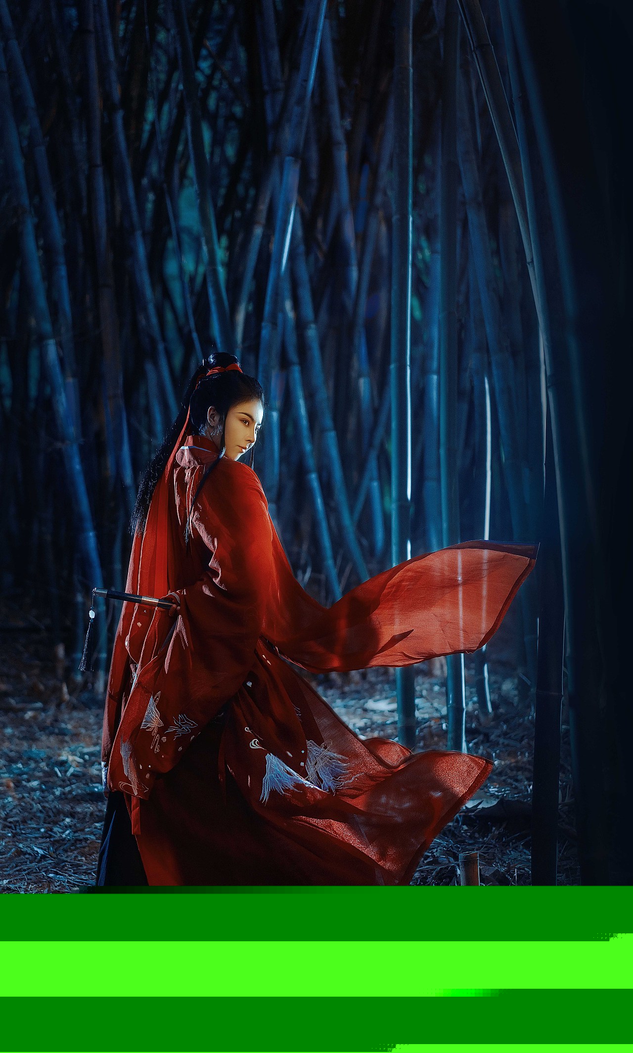 在竹林里气质飘然的汉服女子唯美古风摄影图片