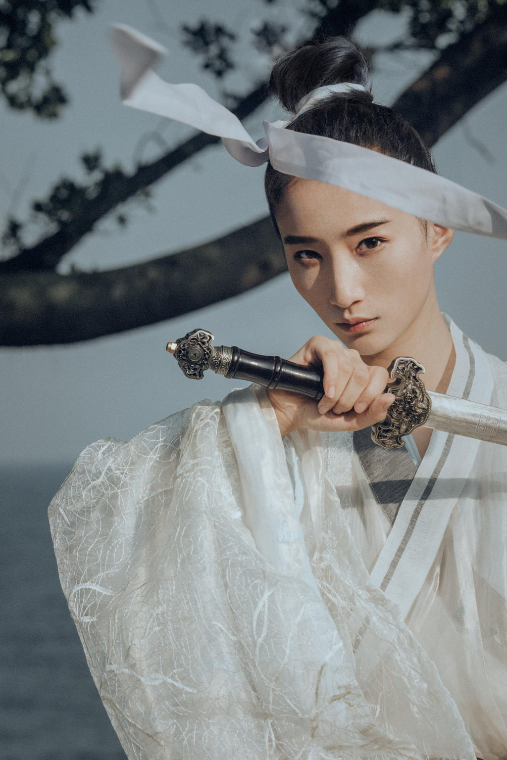 身材纤细窈窕的古装侠女英姿飒爽古风霸气图片