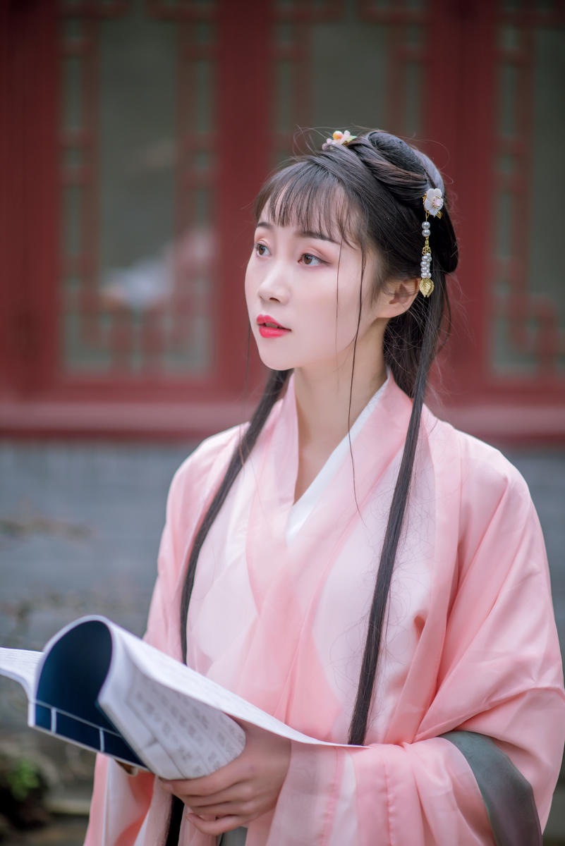 知性优雅的大家闺秀知书达理古风汉服图片