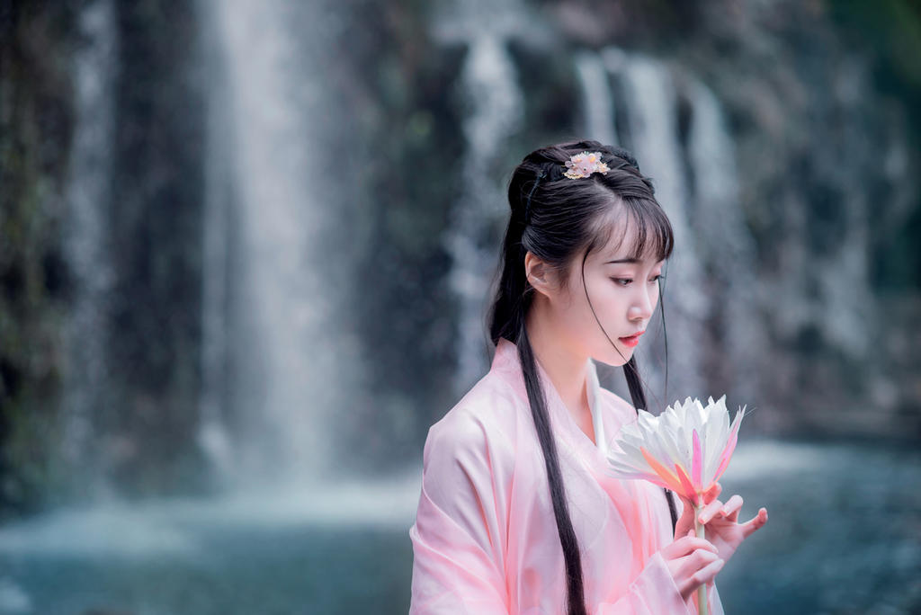 知性优雅的大家闺秀知书达理古风汉服图片