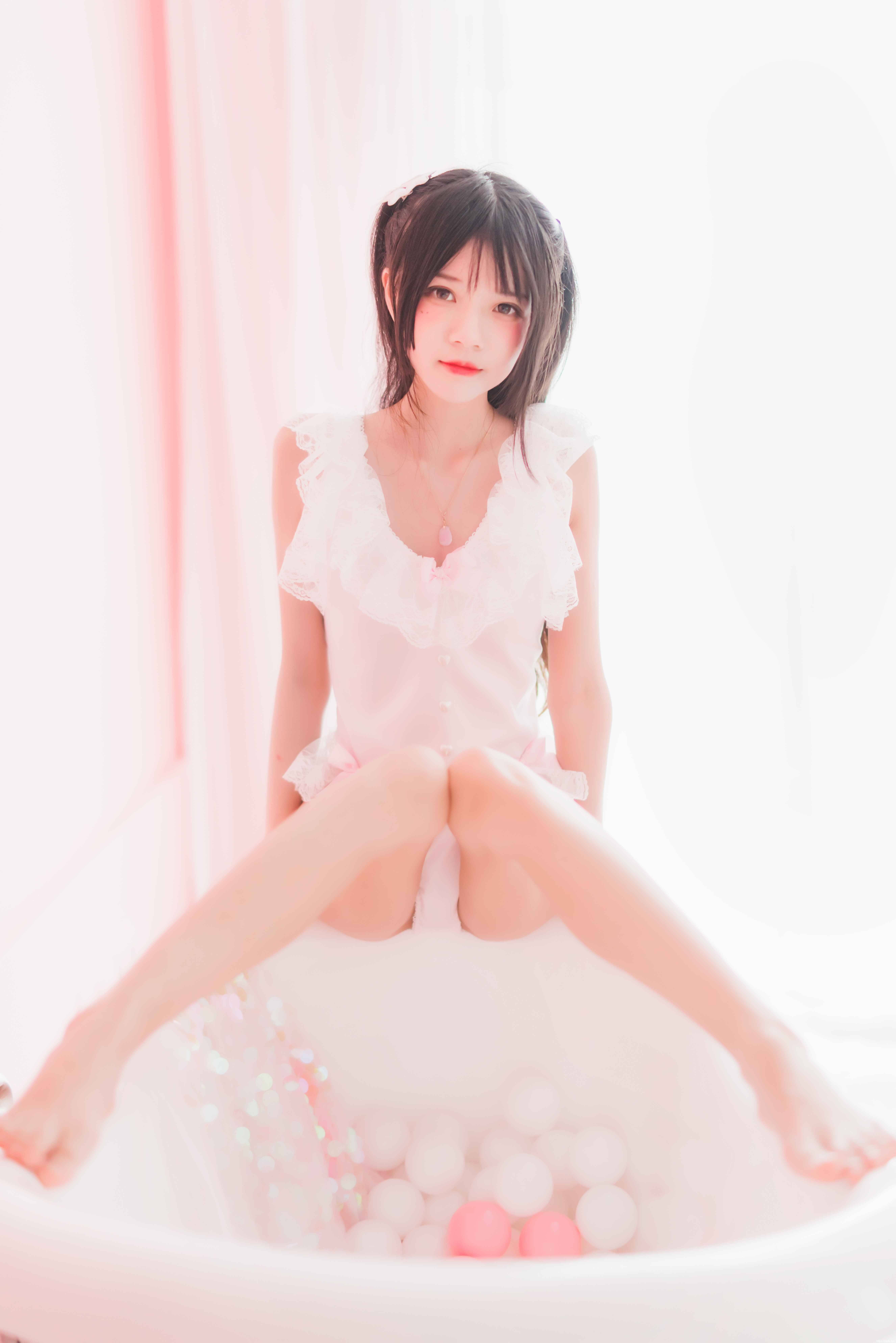 [桜桃喵] 冬眠系列-粉色浴缸