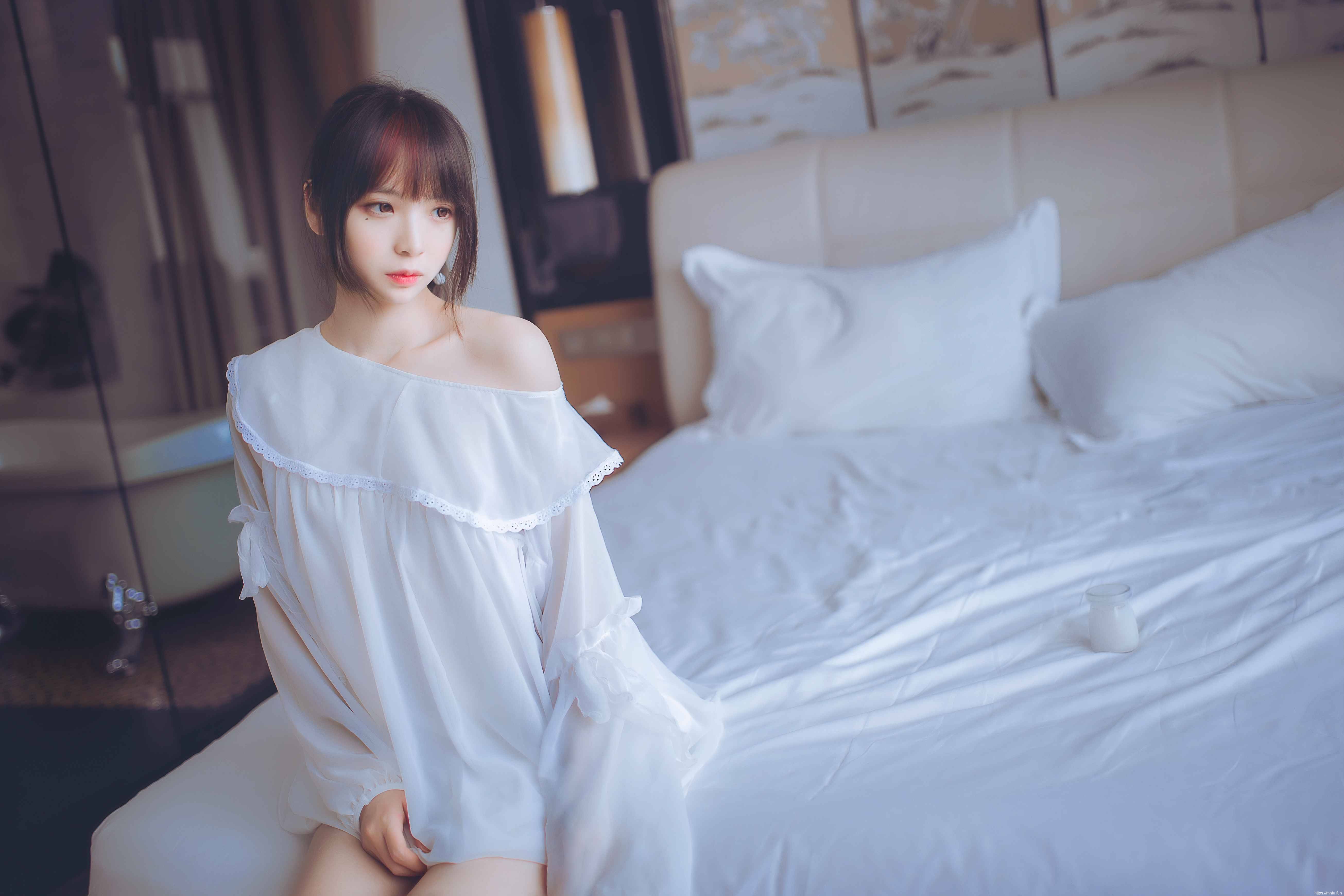 疯猫ss - 白色睡衣