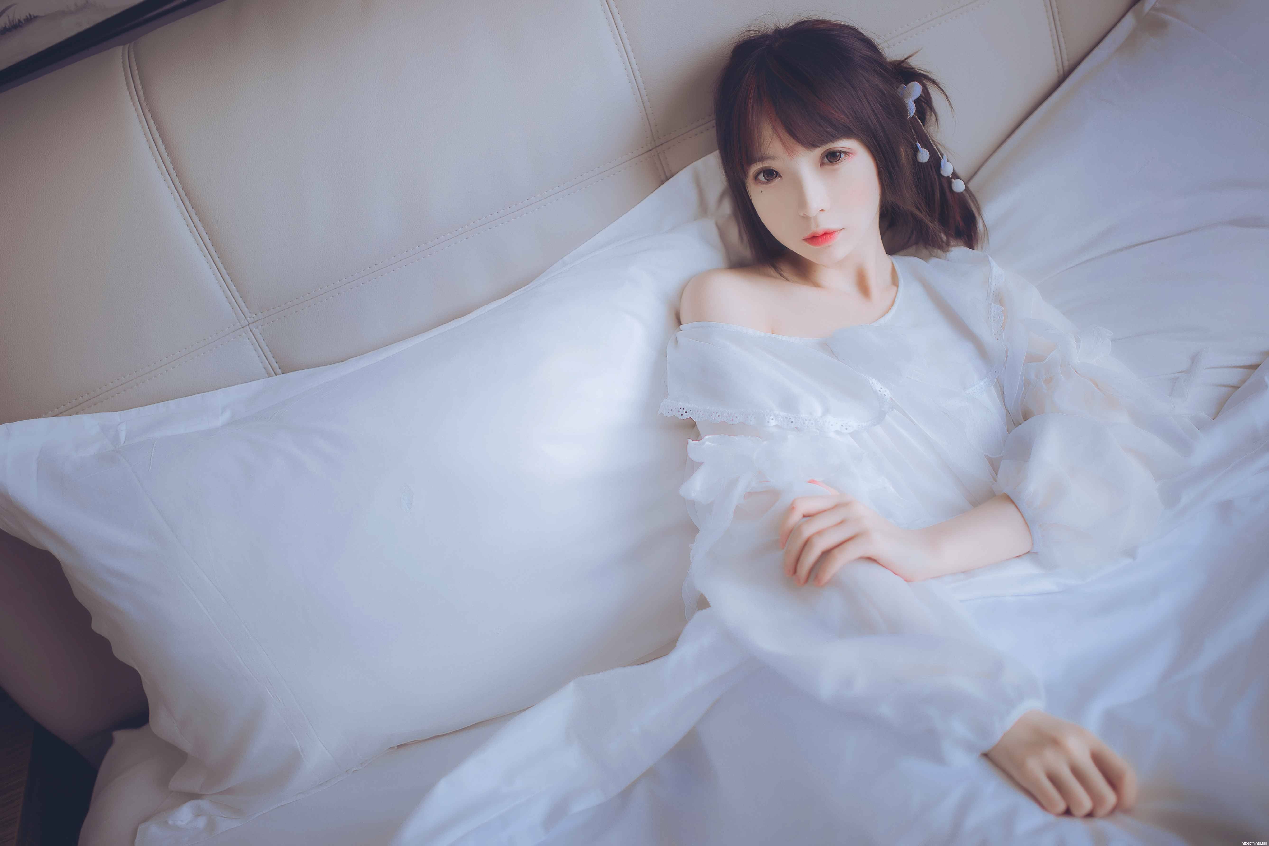 疯猫ss - 白色睡衣