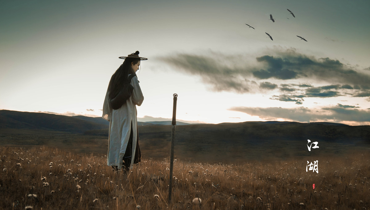 古风仗剑走天涯的古装侠女英姿飒爽霸气写真摄影