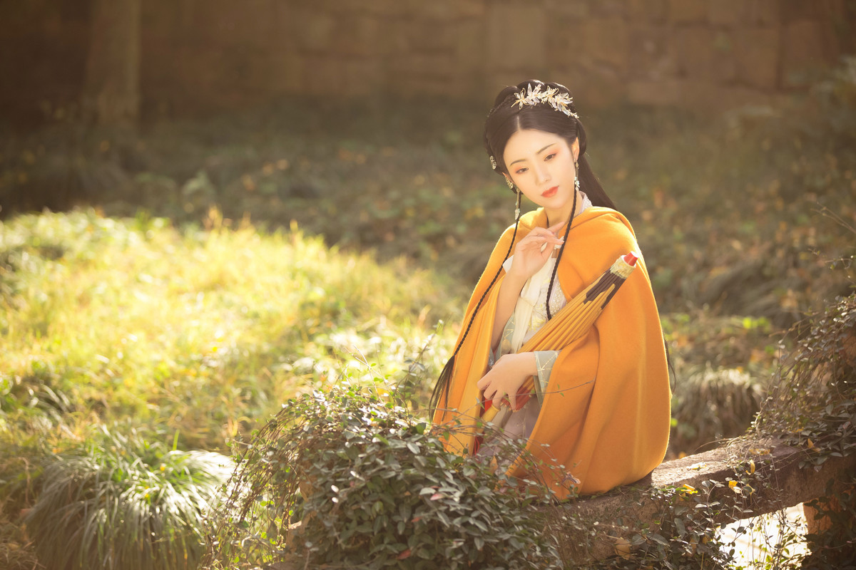 温柔娴淑的汉服美女气质纤尘不染唯美古风图片