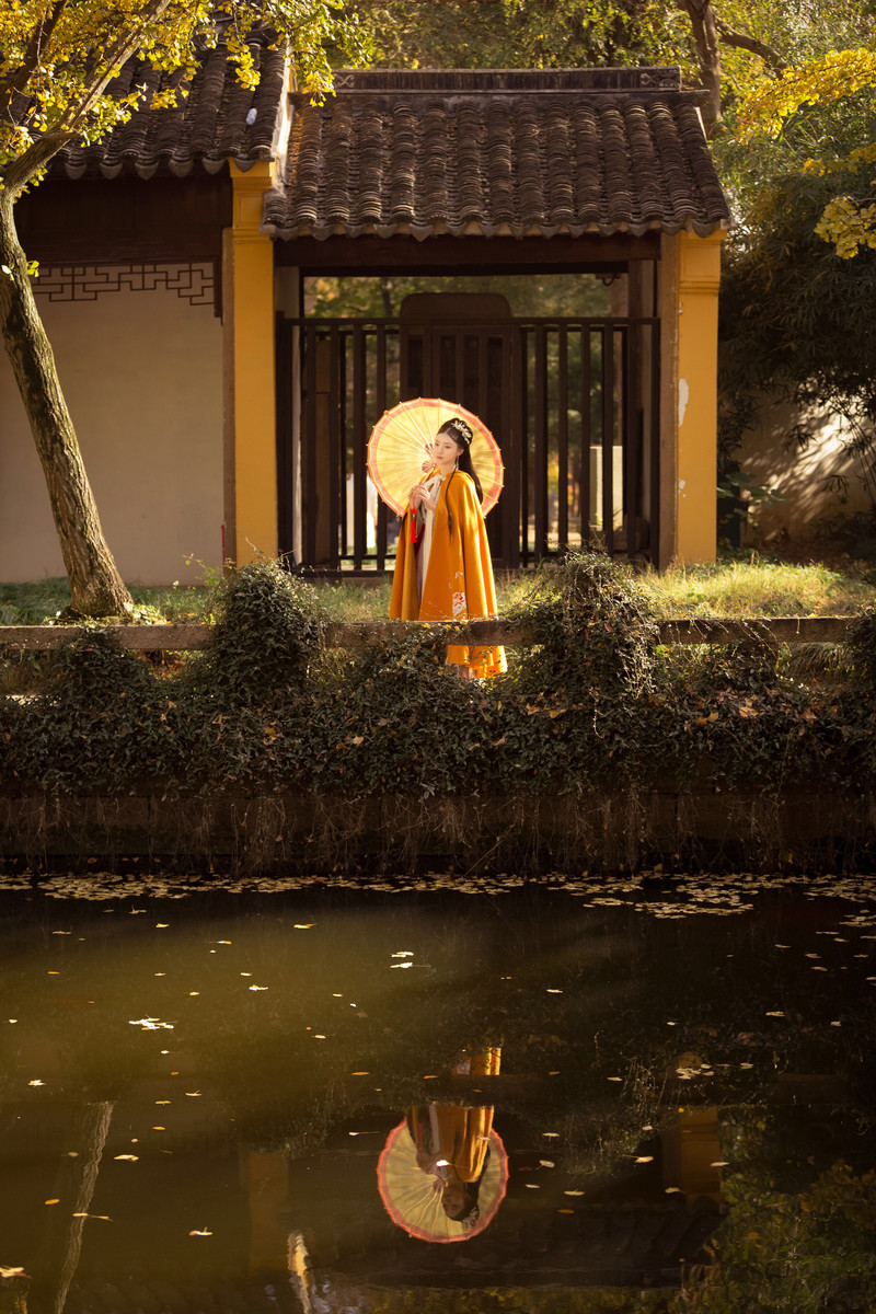 温柔娴淑的汉服美女气质纤尘不染唯美古风图片