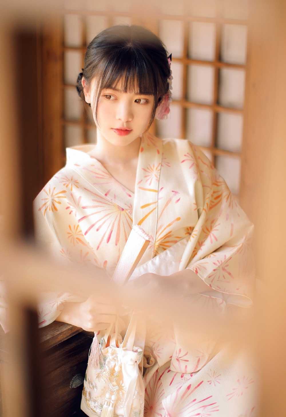 和服美女眼神魅惑撩人养眼古风摄影