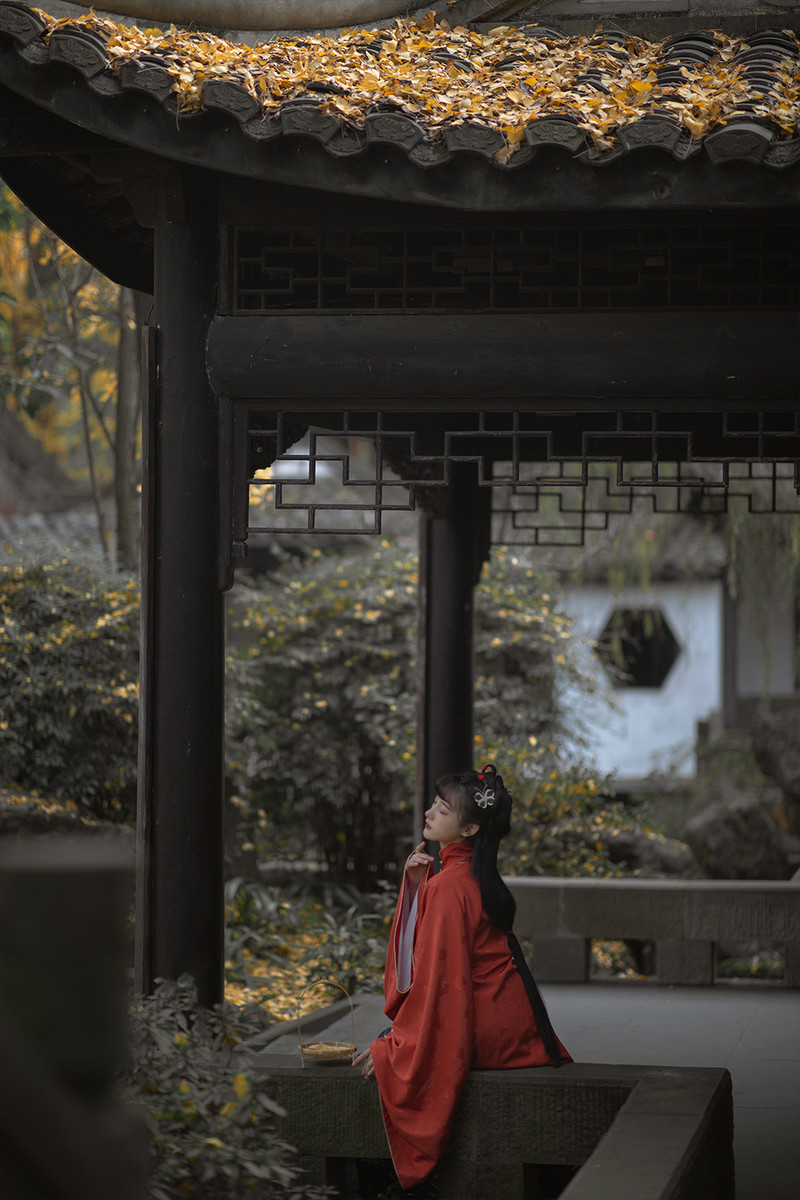 吾家有女初长成千娇百媚汉服写真摄影