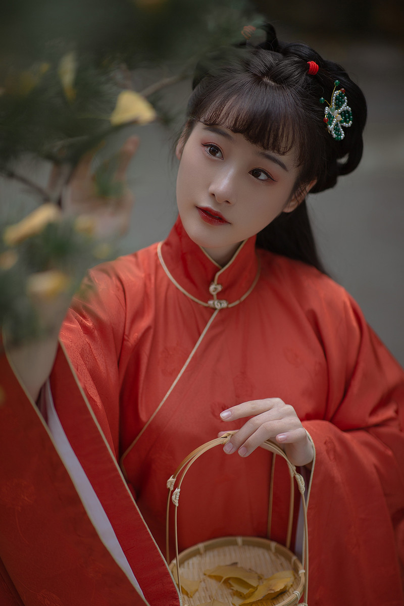 吾家有女初长成千娇百媚汉服写真摄影