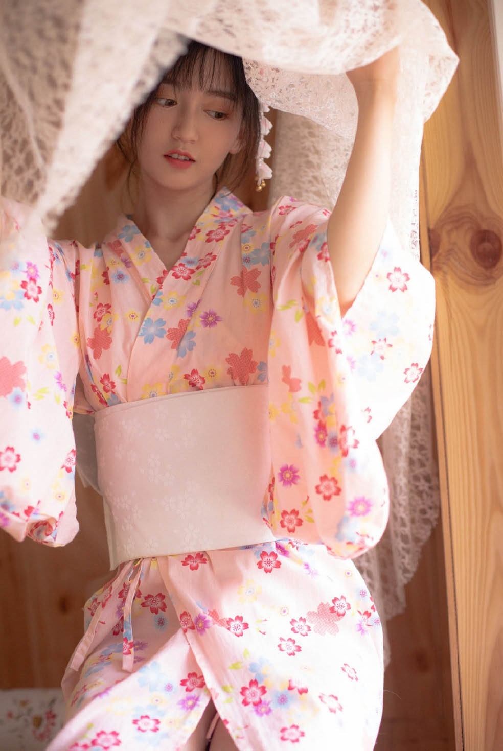 日系美女真空和服稚嫩诱人古风摄影