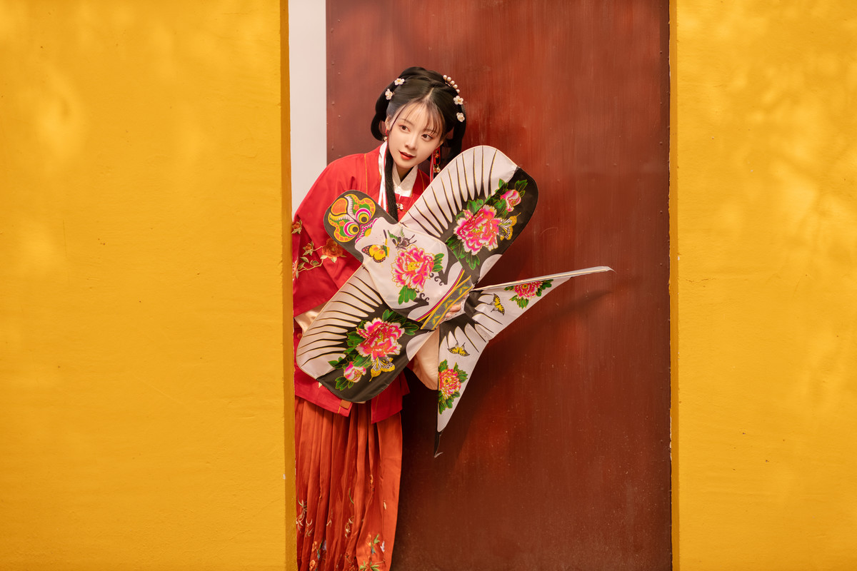 古装汉服美女温婉可人唯美古风摄影