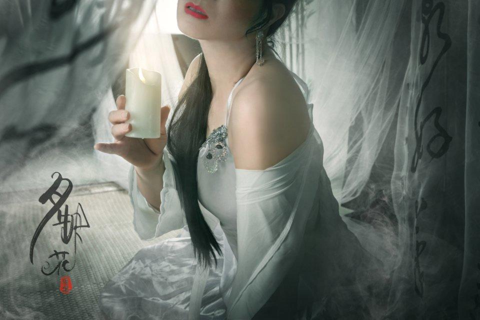 成熟妩媚妖艳女人举止风骚古风图片