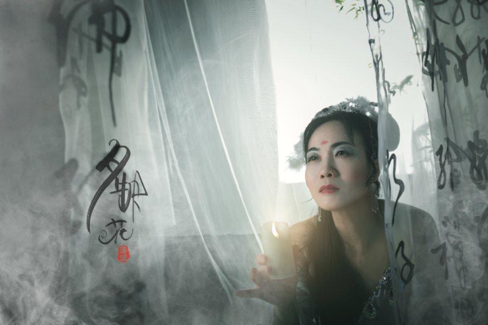 成熟妩媚妖艳女人举止风骚古风图片